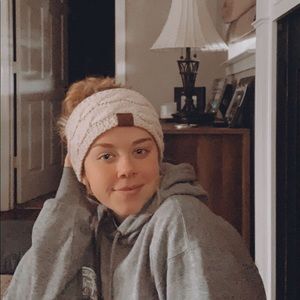 Meet your Posher, Addie